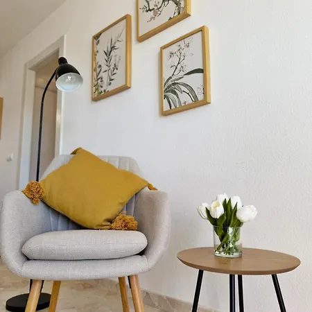 Sunny & Modern Apartamento *