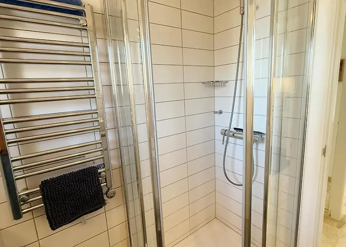 דירה Sunny & Modern *