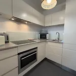 Sunny & Modern Apartamento Fuengirola
