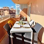 Sunny & Modern Apartamento *